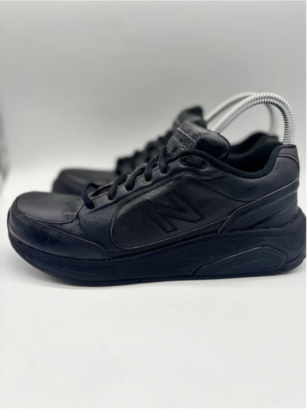 New Balance product pair